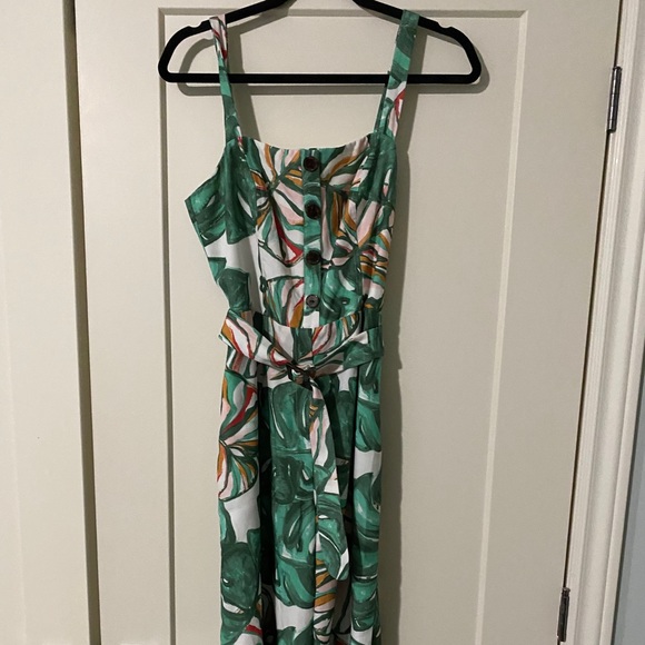 Wide leg belted jumpsuit size 4 - Picture 2 of 8